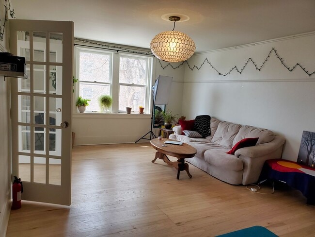 220 E Laurel St in Fort Collins, CO - Building Photo - Building Photo