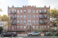 Florance Court in South Ozone Park, NY - Foto de edificio - Building Photo