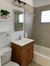 1330 S Wilton Pl, Unit 10 in Los Angeles, CA - Building Photo - Building Photo