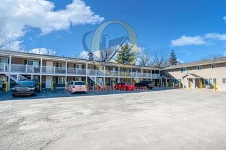 River Rock of Flushing Apartments in Flushing, MI - Foto de edificio - Interior Photo