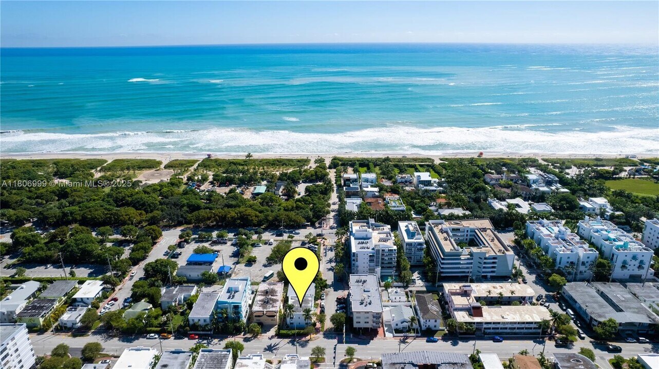 235 79th St in Miami Beach, FL - Building Photo