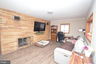 3108 Collard St in Alexandria, VA - Building Photo - Building Photo