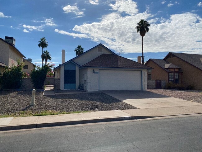 property at 1717 E Juanita Ave