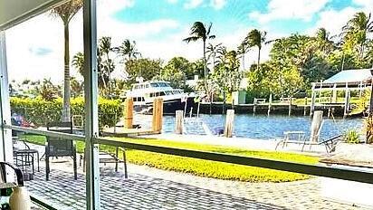 2735 NE 28th Ct in Lighthouse Point, FL - Building Photo