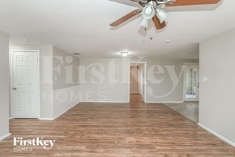 3530 Brompton Dr in Holiday, FL - Foto de edificio - Building Photo