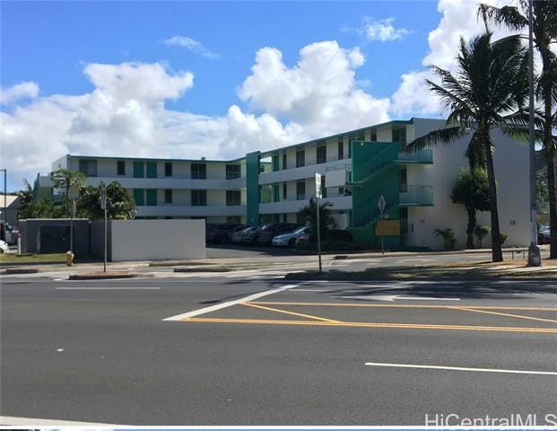 3410 Leahi Ave in Honolulu, HI - Building Photo