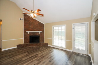 7025 Hearthside Cove in Memphis, TN - Building Photo - Building Photo