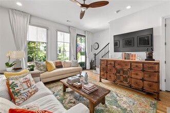 518 Bismark Rd NE in Atlanta, GA - Building Photo - Building Photo