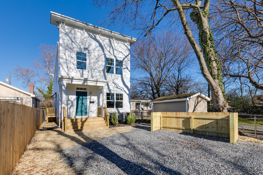 2119 Selden St in Richmond, VA - Foto de edificio