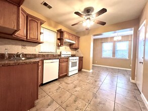 113 Clark Pl in Elizabeth, NJ - Building Photo - Building Photo