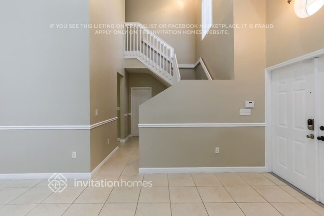 13929 SW 160th Ct in Miami, FL - Foto de edificio - Building Photo