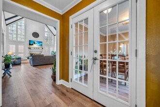 15019 Benfer Rd in Houston, TX - Building Photo - Building Photo