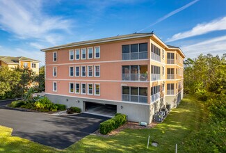 Grande Oaks Preserve in Sarasota, FL - Foto de edificio - Building Photo