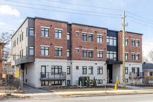 212 Donald St in Ottawa, ON - Building Photo