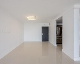 2851 NE 183rd St in Aventura, FL - Building Photo - Building Photo