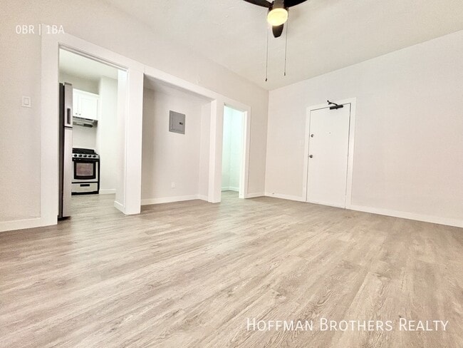 147 N New Hampshire Ave, Unit 21