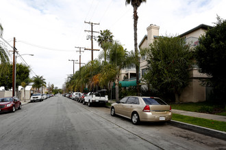 1130 Newport Ave. in Long Beach, CA - Building Photo - Building Photo