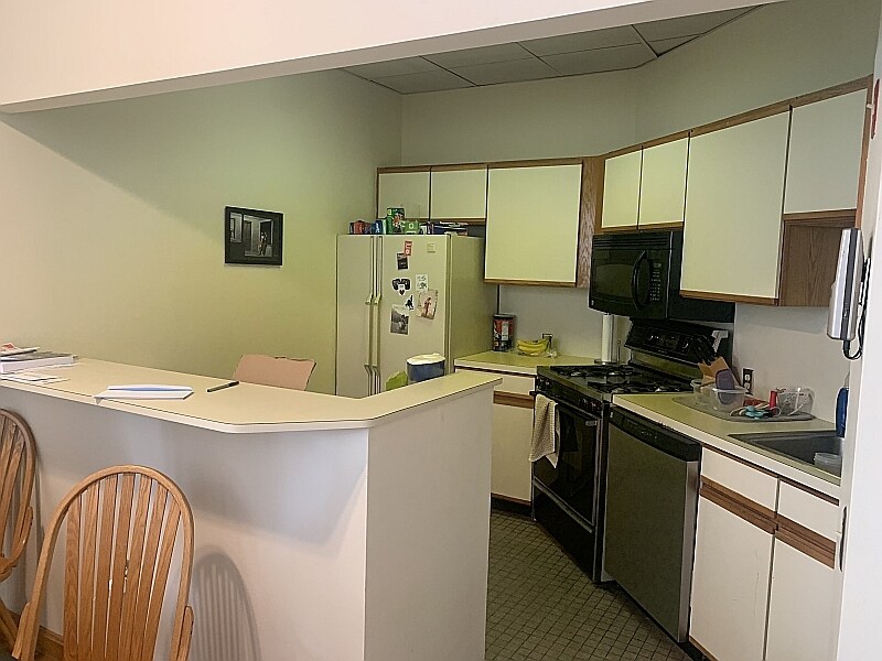 223 Bloomfield St in Hoboken, NJ - Building Photo
