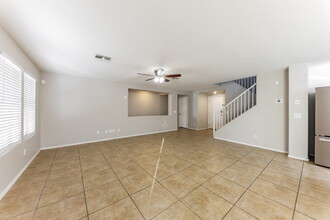 8027 W Mission Ln in Peoria, AZ - Building Photo - Building Photo