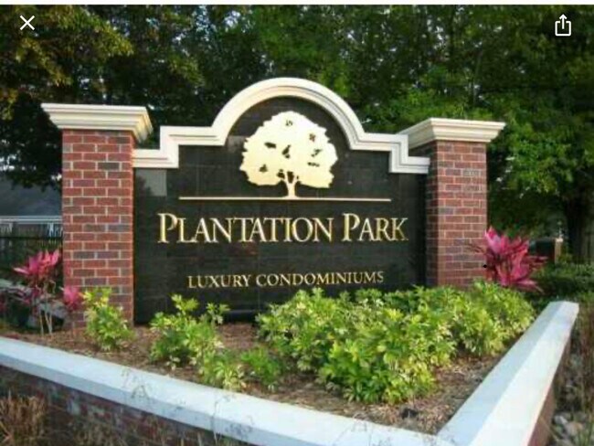 8301 Elm Park Dr, Unit 637 in Orlando, FL - Foto de edificio - Building Photo