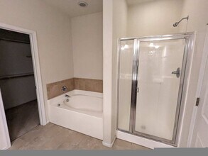 815 Muth Ln, Unit 815 Muth Lane in Virginia Beach, VA - Building Photo - Building Photo