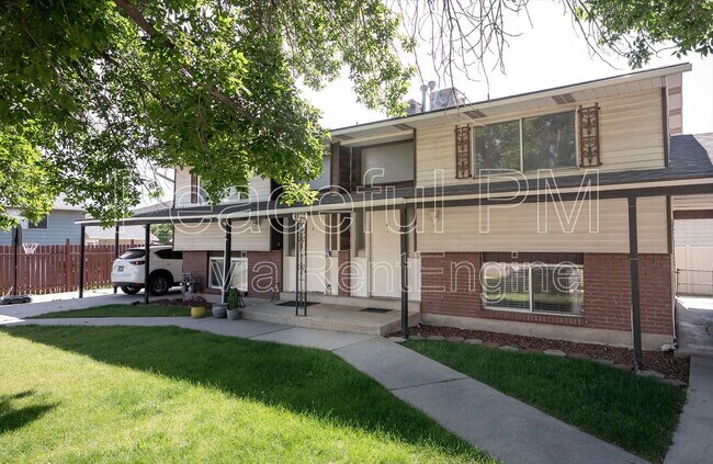 property at 3194 Hammonton Cir