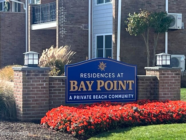 property at 320 Maryland Ave