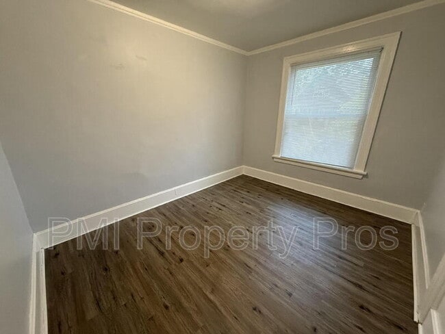 property at 2853 N Booth St