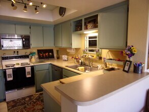 1611 AZ-95, Unit 210 in Bullhead City, AZ - Building Photo - Building Photo