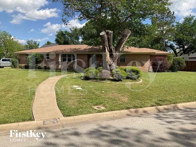 3424 Chaffin Dr in Richland Hills, TX - Building Photo - Building Photo