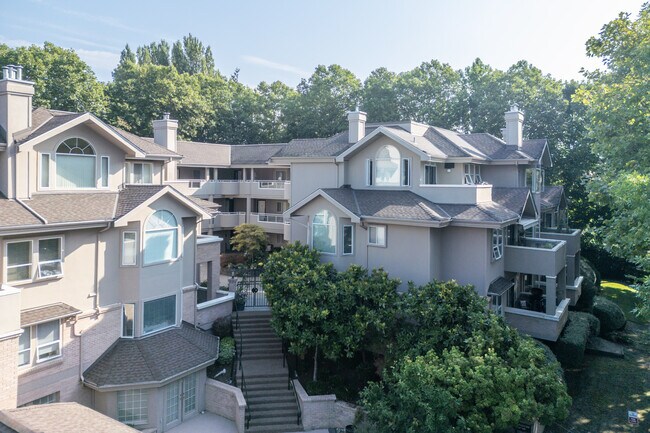 The Empress in Richmond, BC - Building Photo - Building Photo
