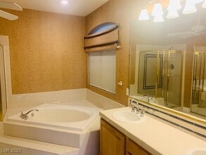 8737 Vista Cantera Ct in Las Vegas, NV - Building Photo - Building Photo