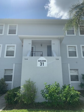 Waterside Island in Tampa, FL - Foto de edificio