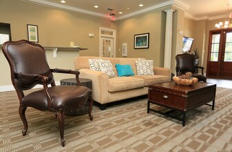 Camden Ashburn Farm in Ashburn, VA - Building Photo - Interior Photo