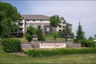 Powers Ridge Condominiums in Chanhassen, MN - Building Photo - Building Photo