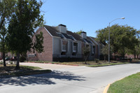 Woods of Greenbriar in Houston, TX - Foto de edificio - Building Photo