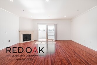 11848 Kiowa Ave in Los Angeles, CA - Building Photo - Building Photo