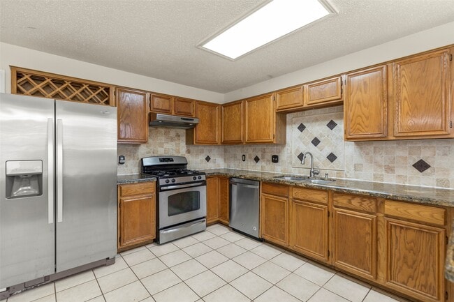 property at 2807 Grants Lake Blvd