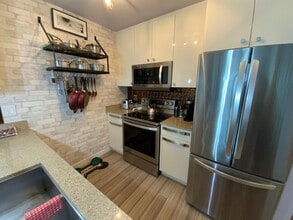 2871 Jacklin Rd in Victoria, BC - Building Photo - Building Photo