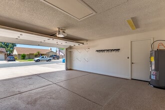 15433 N 63rd St in Scottsdale, AZ - Foto de edificio - Building Photo