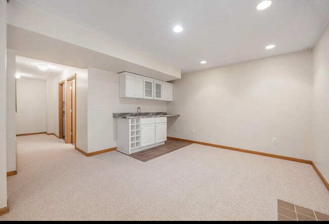 property at 270 Silverridge Dr