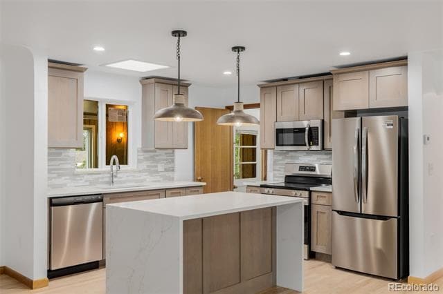 6994 Teller Ct in Arvada, CO - Foto de edificio - Building Photo