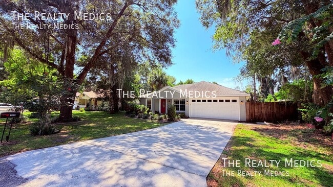 property at 1106 Helen Dr