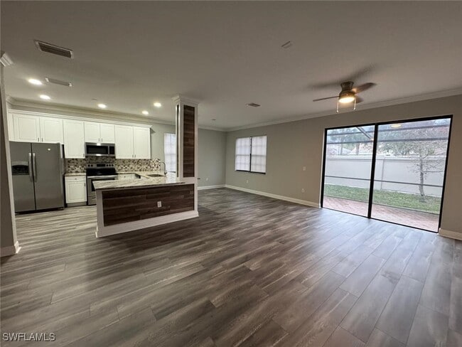 property at 7614 Bristol Cir