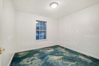 105 Cattail Cove in Hutto, TX - Building Photo - Building Photo