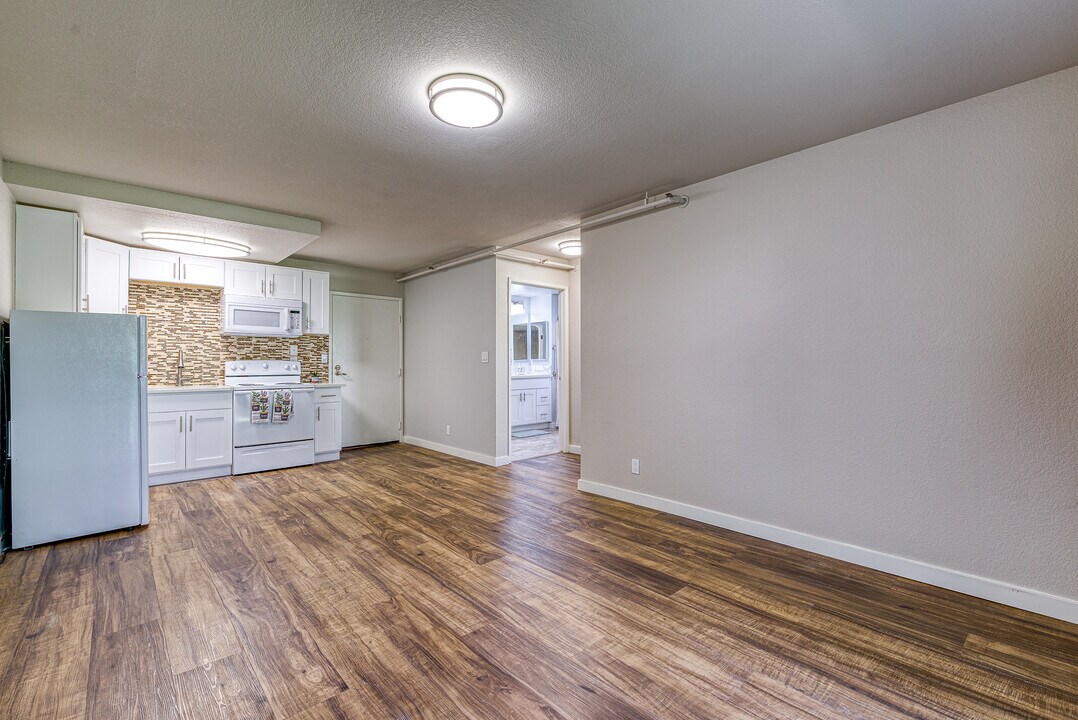 Parkside Senior Apartments in San Bernardino, CA - Building Photo