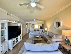 17941 Bonita National Blvd in Bonita Springs, FL - Foto de edificio - Building Photo