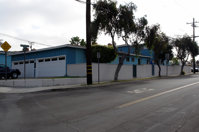 600 Illinois Ct in El Segundo, CA - Building Photo - Building Photo