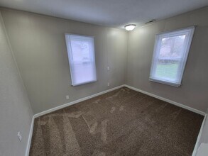 423 E Diehl Ave in Des Moines, IA - Building Photo - Building Photo