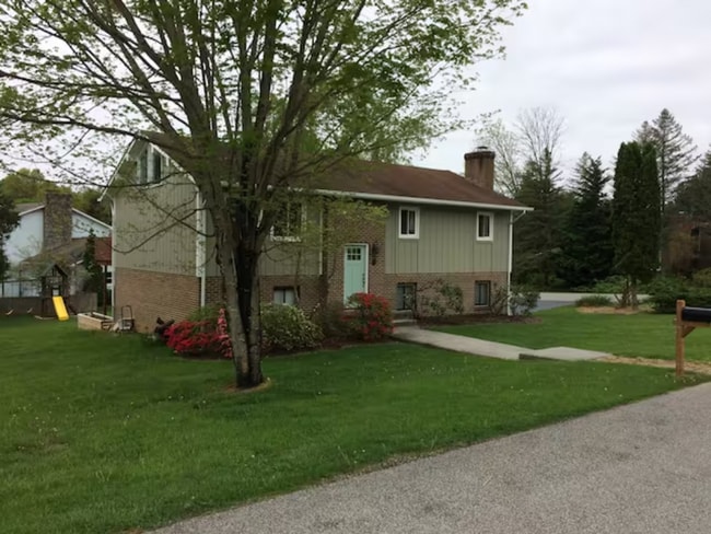 property at 2015 Broken Oak Dr